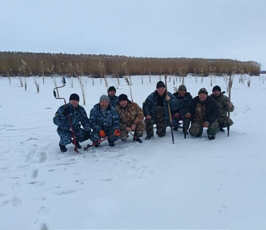 В Полтавской области спасают рыбу от замора