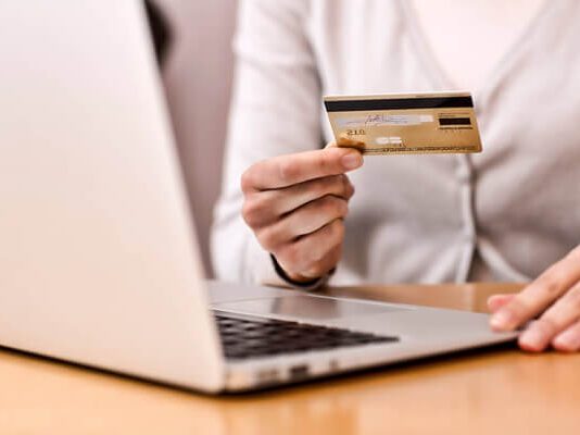 Как можно автоматически получить финансы в онлайн-сервисе кредитования LoviLave