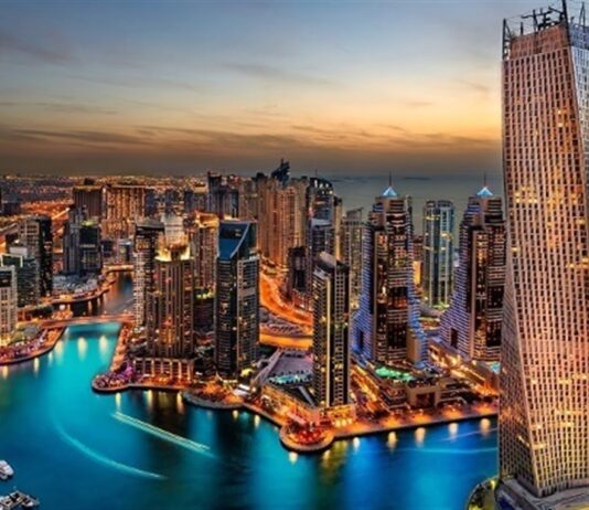 Отдых в Дубае для гурманов: 5 блюд, которые стоит попробовать