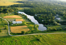 Унікальне солоне озеро у Книшівці