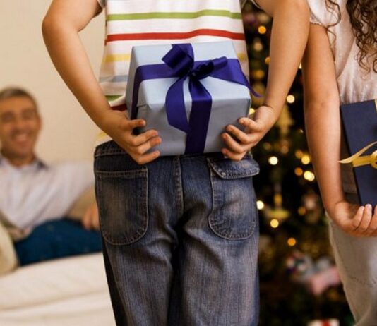 Як полтавцям вибрати подарунок для близької людини?