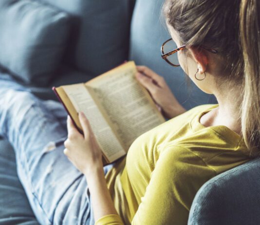 Як за допомогою художньої літератури вивчити англійську мову в Полтаві