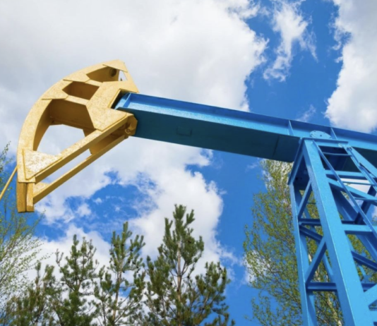 Чорне золото Полтавщини: де і як добувають нафту?