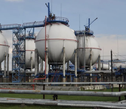 Кременчуцький нафтопереробний завод: шлях через десятиліття