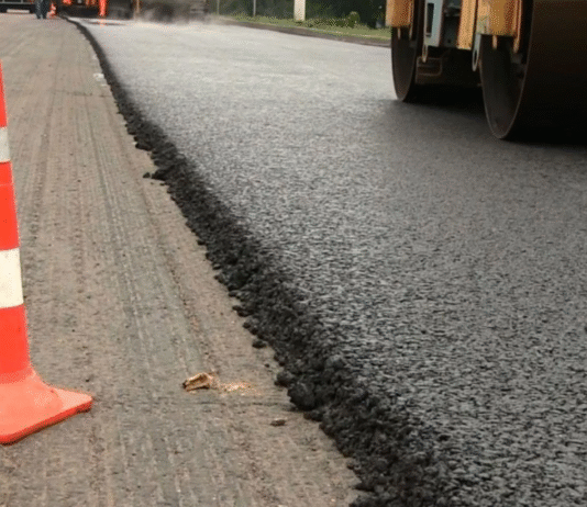 В області оновлюють дороги: масштабні роботи триватимуть до кінця року
