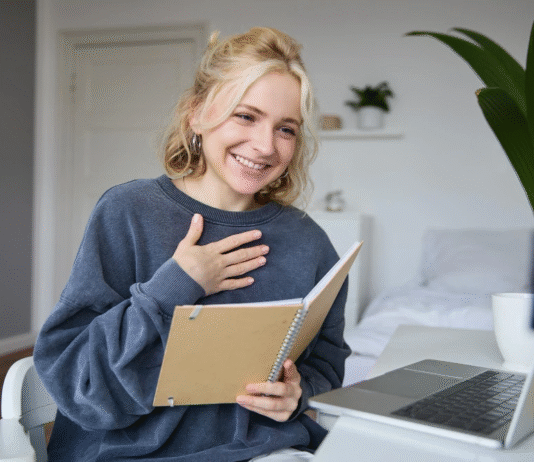 Як онлайн-репетитори формують критичне мислення у школярів